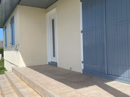 maison à louer à louer à saint-elix