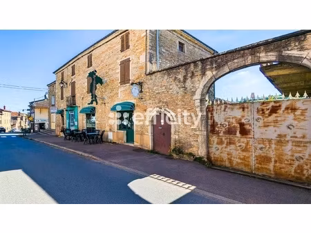 immeuble 12 pièces - 258 m²