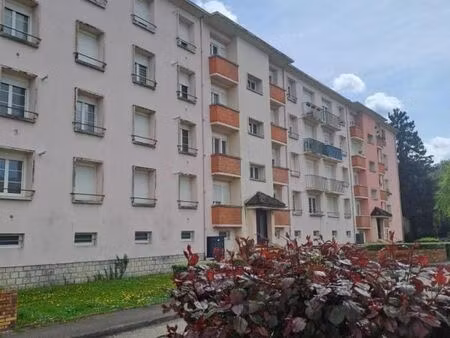 appartement 3 pièces 55 m²