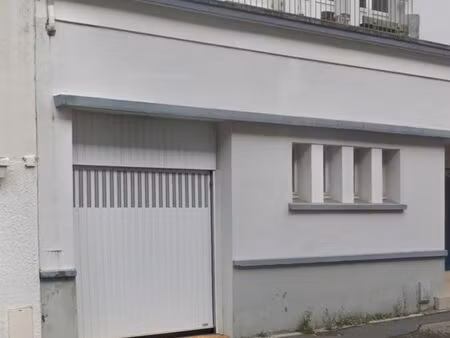 box de stockage / parking