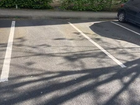 place de parking avec bip