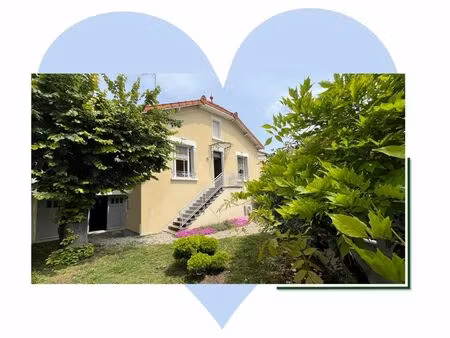 belle opportunite pour amenager en ville en toute serenite une maison agreable et lumineus