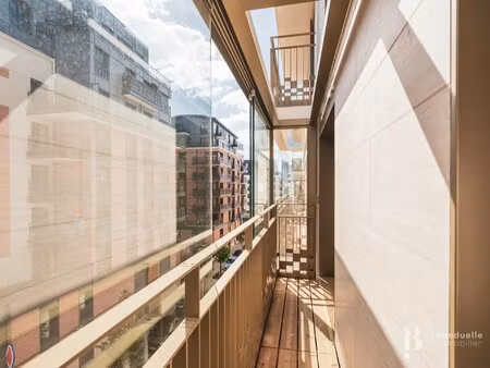 a louer vide - beau 2 pieces de 37 m2 - appartement neuf - balcon - 3eme etage