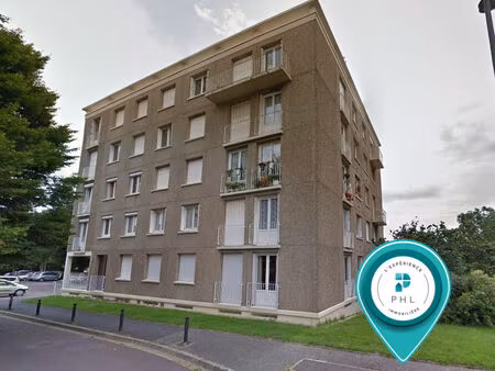 quartier belles portes  appartement 3 pieces de 75 m² avec cave