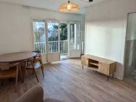 appartement t2 - balcon + parking