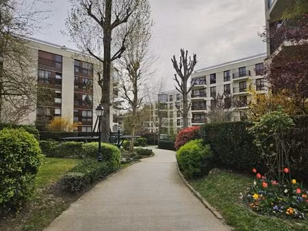 studio double en étage