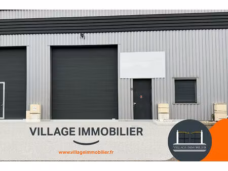 local commercial toussieu 150 m2
