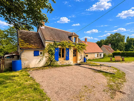 maison de charme  2h30 de paris  calme  campagne  jardin  rénovée  airbnb  investissement 