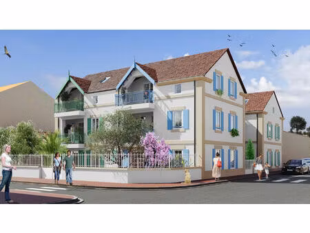 fouras ? t2 avec terrasse et jardinet privatif