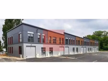 location entrepôt 178 m²