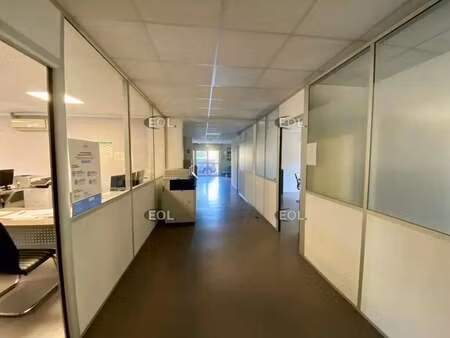 location bureaux 300 m²