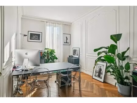 location bureaux 240 m²