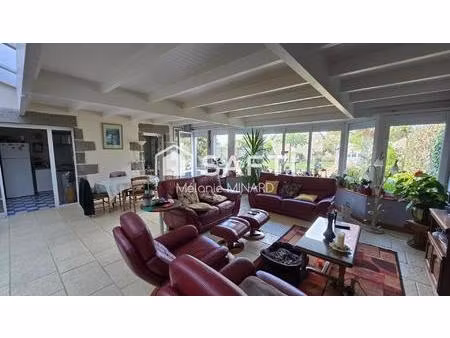 maison à proximité des commerces  des écoles