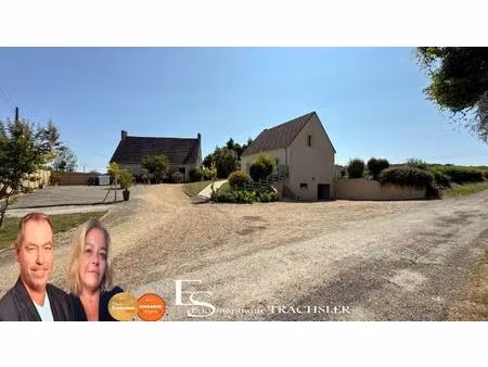 pavillon de campagne avec dépendance et fort potentiel entre tours et le mans