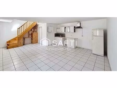 maison de village d'environ 70m² utiles - 56m² habitables