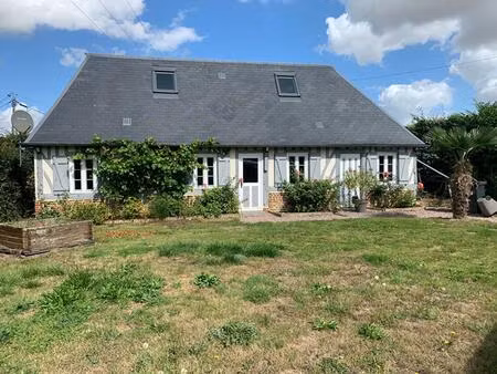 ensemble de 2 maisons sur 800 m2 de terrain