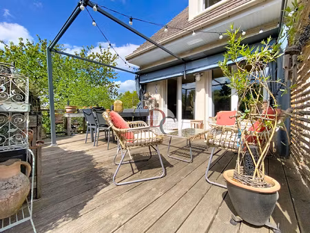 agréable maison au calme 4ch+ bureau avec sous-sol total à g