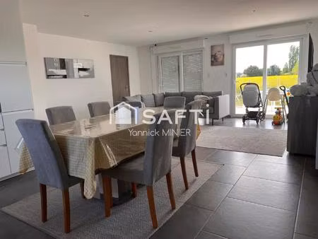 maison récente de plain-pied