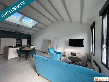 rare ! très belle echoppe totalement rénovée.