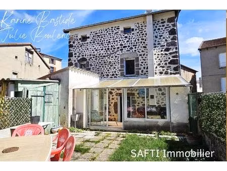 maison en pierre cœur de coucouron