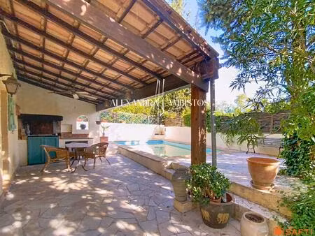 maison familiale - 7 pièces - 163m²