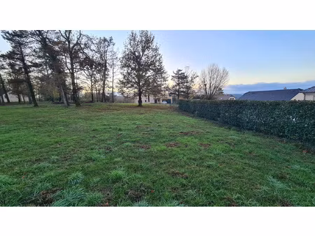 terrain à bâtir plat