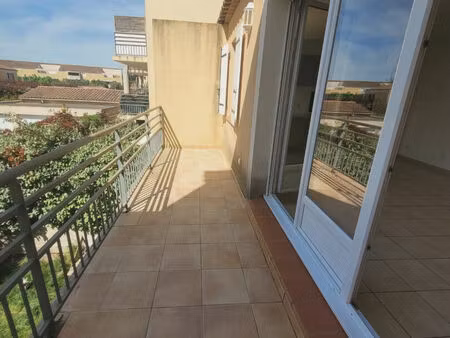 appartement 2 pièces 41 m² à louer salon-de-provence 13300 ? | era immobilier