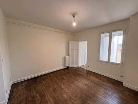 appartement 2 pièces 40 m² à louer tours 37000 ? | era immobilier