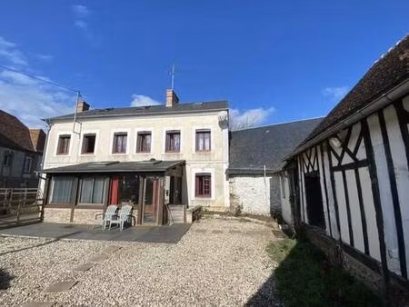 maison trois chambres  dépendances  terrain de 2 16 hectares