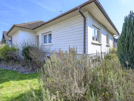 maison vie de plain pied 3 chambres calme et jardin