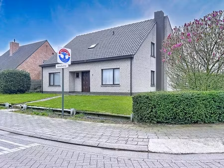huis te huur in loenhout met 6 slaapkamers