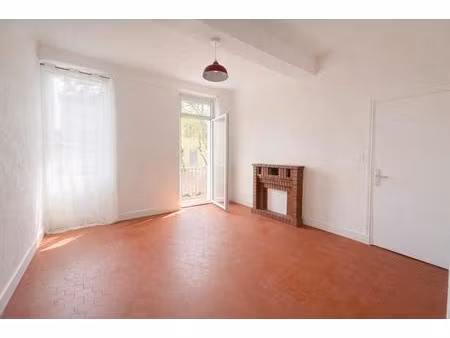 appartement 3 pièces avec balcon filant