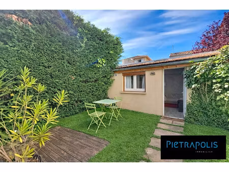 t2 maison de 30 m2 au calme