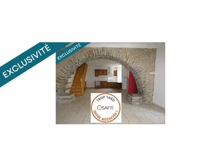 maison de village r+2 de 107m² avec 3 chambres et une cour