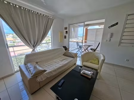 trois-ilets : appt t2 + cave