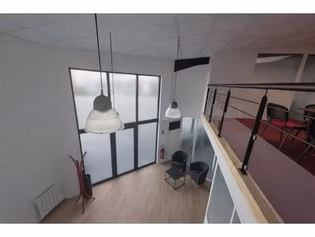 vannes est- local commercial de 195 m² environ