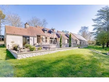 maison de 7 pièces de luxe en vente à fontaine-chaalis  france