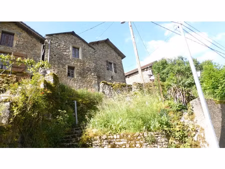 vente maison 5 pièces 50 m² à veyreau (12720)  60 000 €
