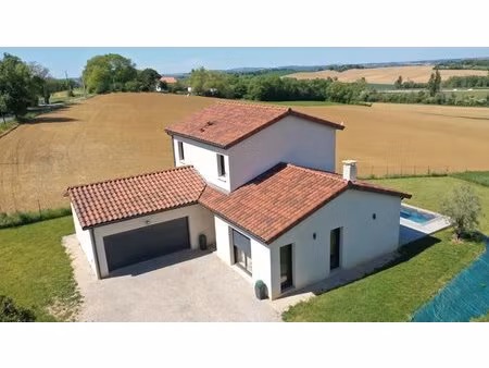 villa contemporaine à la campagne !