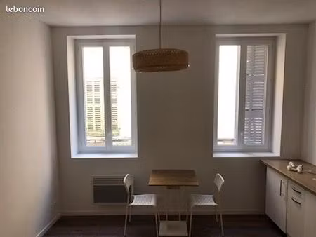 studio en centre ville rue piétonne