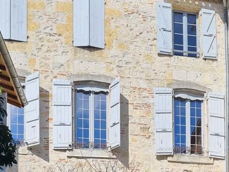 opportunité investisseur : t2 en hyper-centre - lectoure