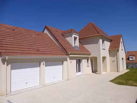 fontaine lès dijon - maison 6 pièces à louer - 152m2 - 520 000 € cc - réf: c4yj-dxz-6ru - 