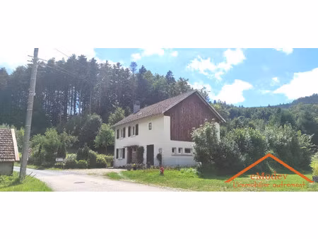 maison de 110m² sur 5652m² de terrain en bordure de ruisseau