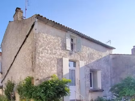 vente maison 3 pièces 83 m² à meursac (17120)  89 000 €