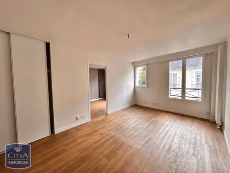 appartement à louer 2 pièces 39.1 m² - laval (53) - 490€