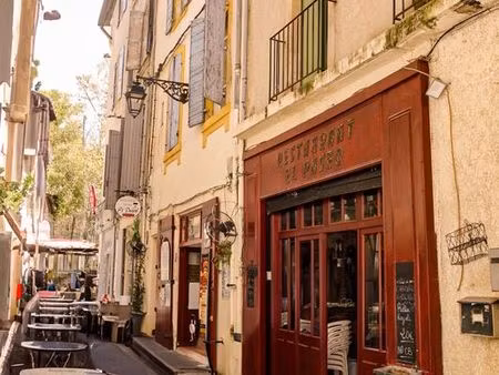 immeuble de rapport arles centre historique prix : 550 000