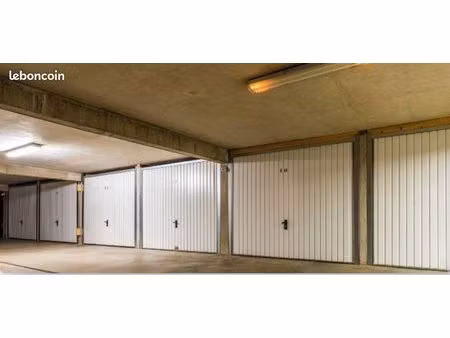 rare à la vente box dans une résidence sécurisée