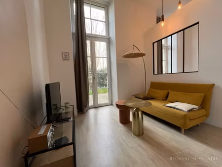 poitiers centre-ville  t1bis meuble de 31.81m2 avec terrasse