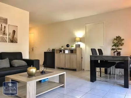 appartement à louer 3 pièces 53.94 m² - sorgues (84) - 641€