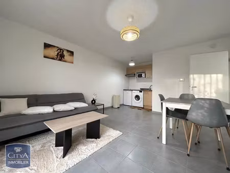 appartement à louer 2 pièces 41.35 m² - pau (64) - 720€